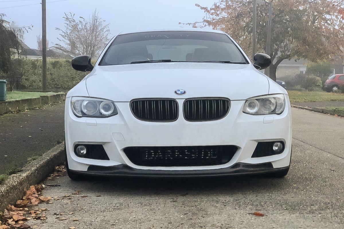 Darkside BMW Front Mount Intercooler for E9X 325d / 330d / 330xd / 335d / X1